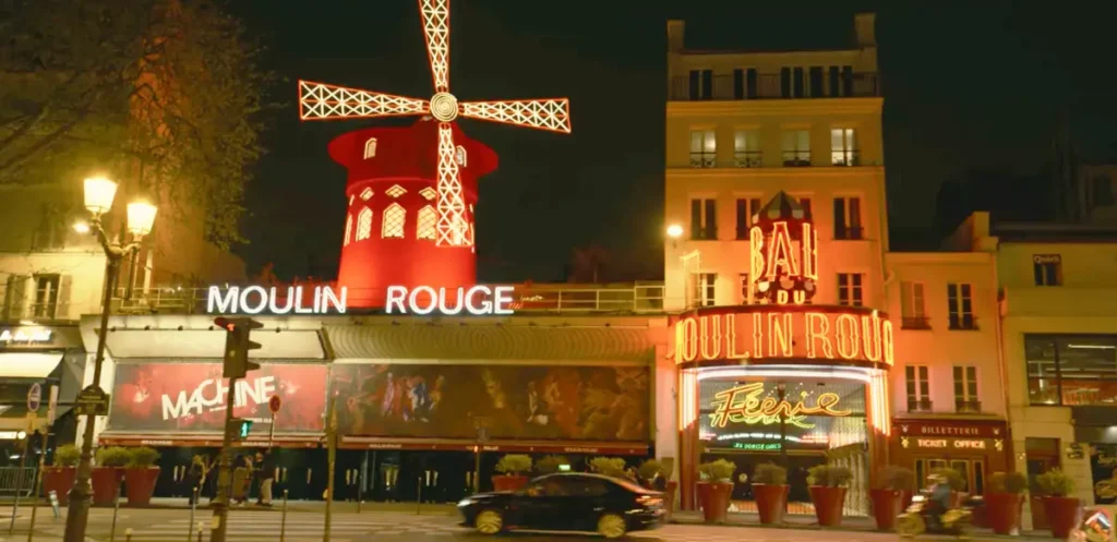 Paris establishing shot