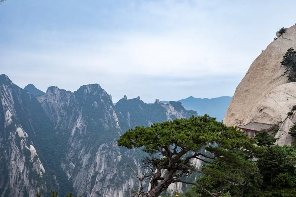 Mount Hua (Huashan) side view