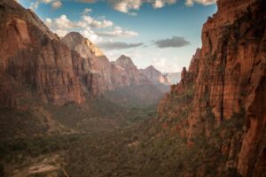 15 Best US National Parks to Visit In Fall