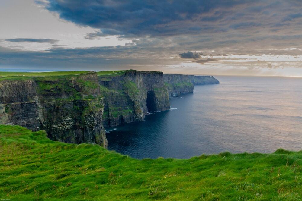 Cliffs of Moher, Lislorkan North, County Clare, Irlandia