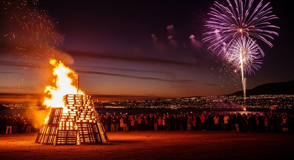 Reykjavik New Year bonfire