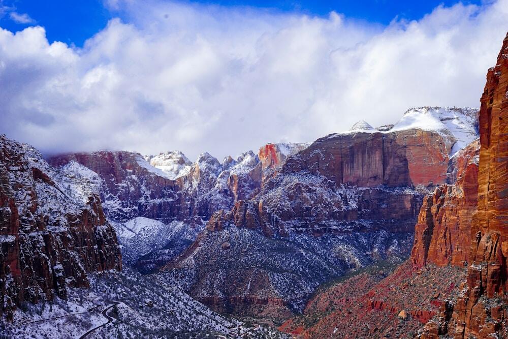 Zion, Red Rock covered with snow