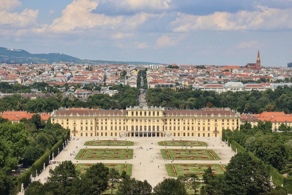 Schönbrunn Palace, Schönbrunner Schloßstraße, Vienna, Austria