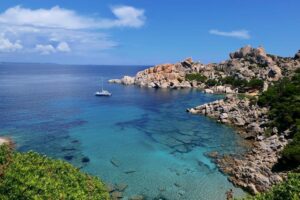 7-Day North Sardinia Itinerary: Hidden Beaches & Local Stops