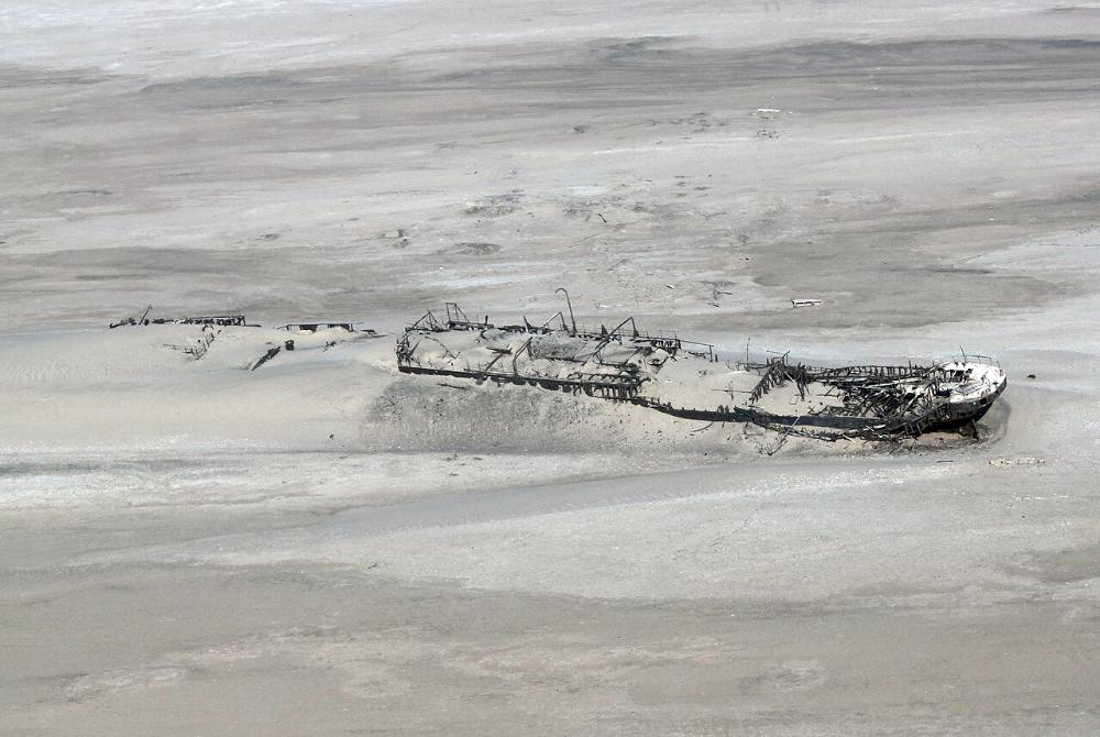 Wreck of Eduard Bohlen on Namibia's Skeleton Coast